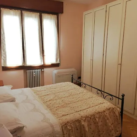 Viale Barozzi 118