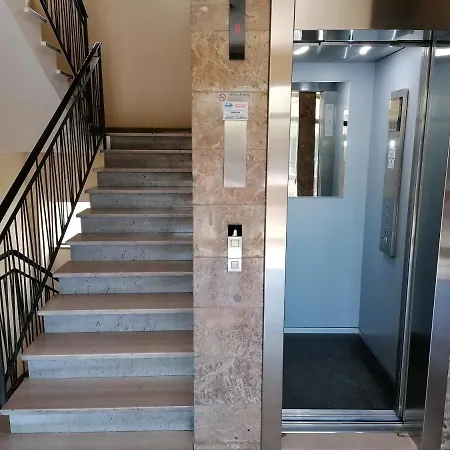 Apartman Viale Barozzi 118