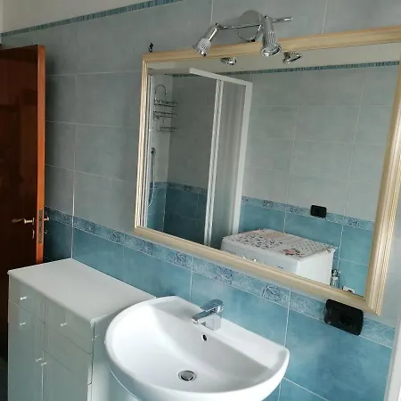 Apartman Viale Barozzi 118 *