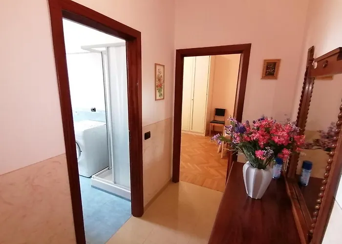 Viale Barozzi 118